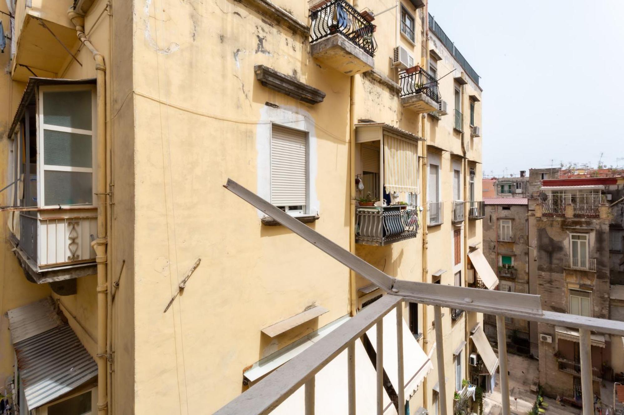 San Liborio 27 * Naples